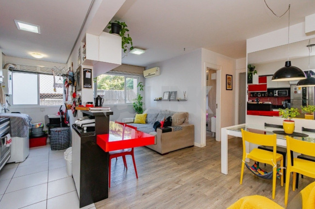 Imagem Apartamento com 2 Quartos à Venda, 58 m² em Passo Da Areia - Porto Alegre