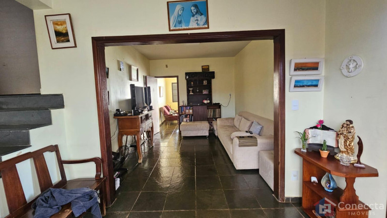 Imagem Casa com 4 Quartos à Venda, 255 m² em São Francisco - Patos De Minas Imagem Casa com 4 Quartos à Venda, 255 m² em São Francisco - Patos De Minas