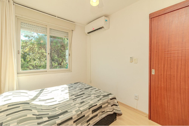 Imagem Imóvel com 1 Quarto à Venda, 35 m² em Cavalhada - Porto Alegre Imagem Imóvel com 1 Quarto à Venda, 35 m² em Cavalhada - Porto Alegre