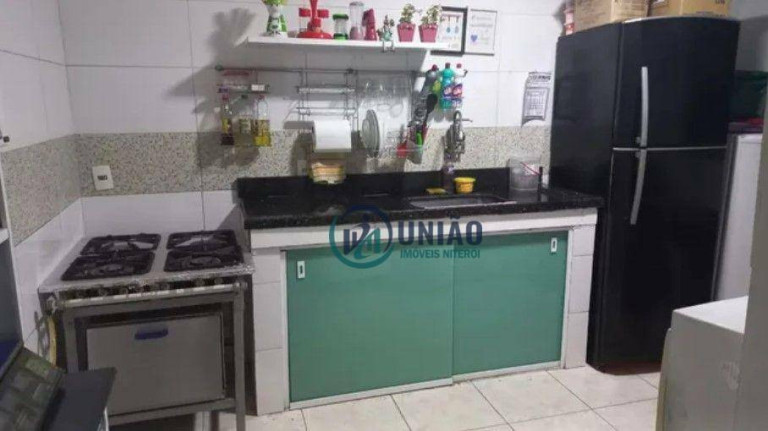 Imagem Casa com 4 Quartos à Venda, 213 m² em Arsenal - São Gonçalo