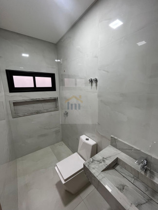 Imagem Casa com 3 Quartos à Venda, 215 m² em Jardim Europa - Goiânia Imagem Casa com 3 Quartos à Venda, 215 m² em Jardim Europa - Goiânia