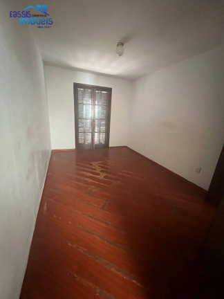 Imagem Casa com 3 Quartos à Venda, 121 m² em Cajuru - Curitiba Imagem Casa com 3 Quartos à Venda, 121 m² em Cajuru - Curitiba