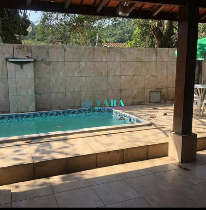 Casa com 5 Quartos à Venda, 350 m² em Praia Do Lázaro - Ubatuba