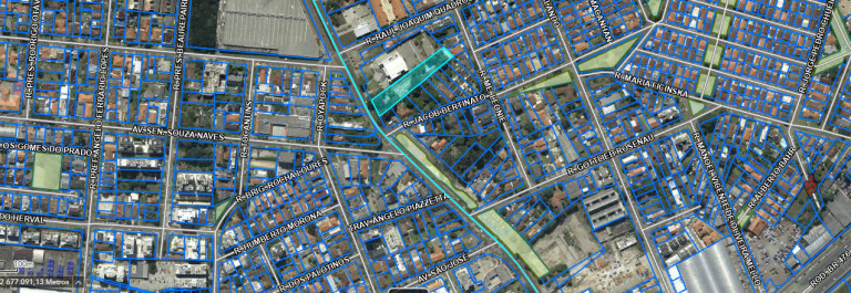 Imagem Terreno à Venda, 3.177 m² em Cristo Rei - Curitiba