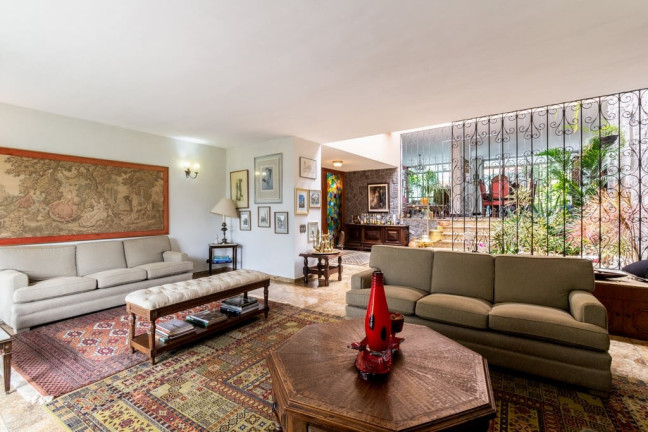 Imagem Casa com 4 Quartos à Venda, em Butantã - São Paulo Imagem Casa com 4 Quartos à Venda, em Butantã - São Paulo