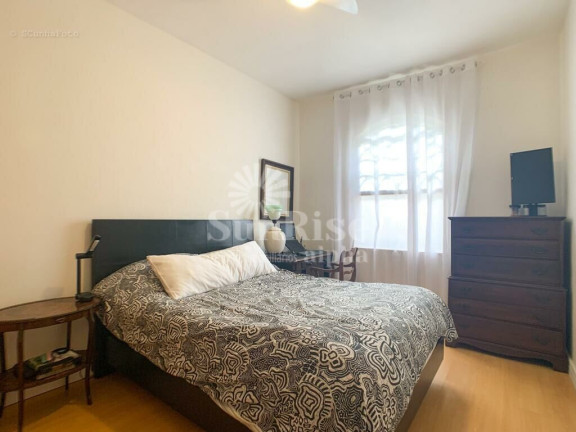 Imagem Casa com 4 Quartos à Venda, 272 m² em Morada Dos Pássaros - Barueri Imagem Casa com 4 Quartos à Venda, 272 m² em Morada Dos Pássaros - Barueri