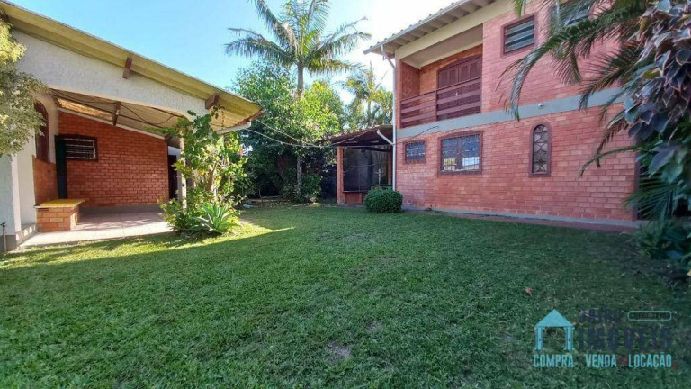 Casa com 3 Quartos à Venda, 270 m² em Centro - Tramandaí