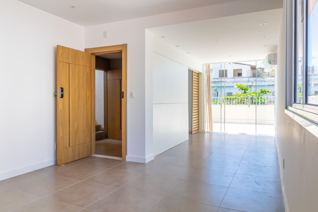 Imagem Cobertura com 3 Quartos à Venda, 237 m² em Copacabana - Rio De Janeiro Imagem Cobertura com 3 Quartos à Venda, 237 m² em Copacabana - Rio De Janeiro