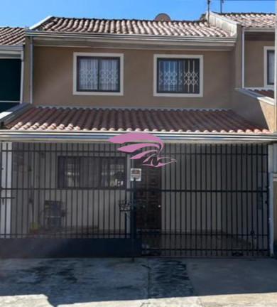 Casa com 3 Quartos à Venda, 117 m² em Xaxim - Curitiba