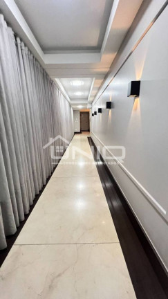 Imagem Apartamento com 3 Quartos à Venda, 260 m² Imagem Apartamento com 3 Quartos à Venda, 260 m²