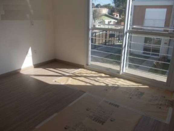 Imagem Sobrado com 2 Quartos à Venda, 117 m² em Parque Santa Fé - Porto Alegre
