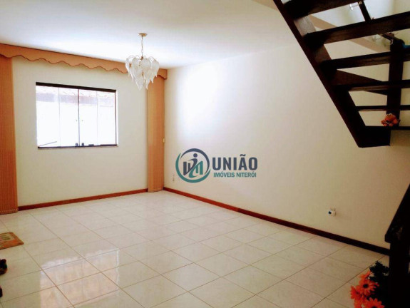 Imagem Casa com 4 Quartos à Venda, 161 m² em Itaipu - Niterói