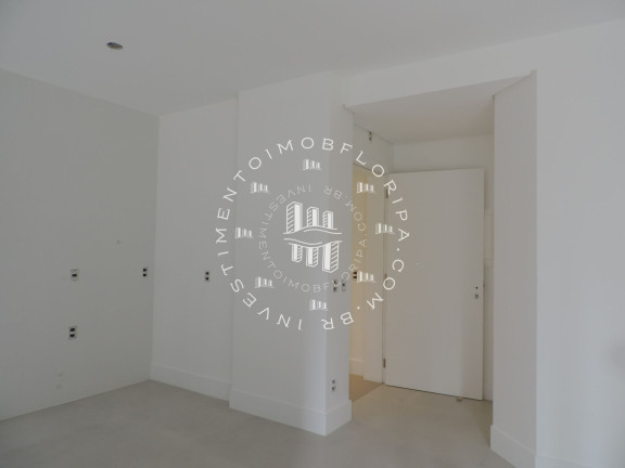 Apartamento com 1 Quarto à Venda, 114 m² em Centro - Florianópolis