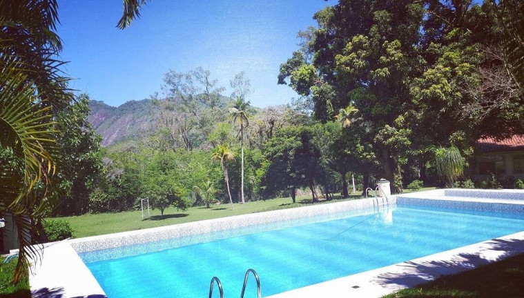 Imagem Casa com 6 Quartos à Venda, 400 m² em Camorim - Rio De Janeiro