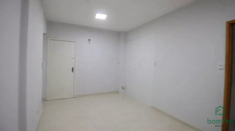 Imagem Apartamento com 1 Quarto à Venda, 24 m² em Centro Histórico - Porto Alegre Imagem Apartamento com 1 Quarto à Venda, 24 m² em Centro Histórico - Porto Alegre