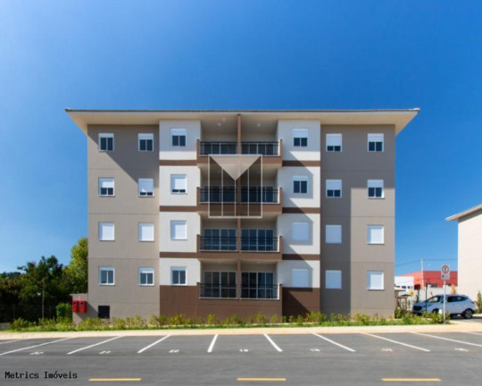 Imagem Imóvel com 2 Quartos à Venda, 75 m² em Capela - Vinhedo Imagem Imóvel com 2 Quartos à Venda, 75 m² em Capela - Vinhedo