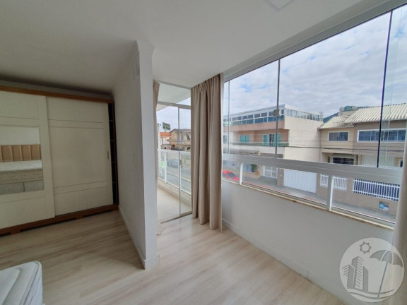 Imagem Sobrado com 3 Quartos à Venda, 304 m² em Centro - Balneário Camboriú Imagem Sobrado com 3 Quartos à Venda, 304 m² em Centro - Balneário Camboriú
