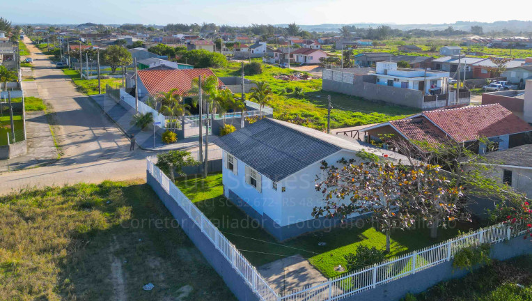 Imagem Casa com 2 Quartos à Venda, 79 m² em Zona Sul - Balneário Rincão Imagem Casa com 2 Quartos à Venda, 79 m² em Zona Sul - Balneário Rincão