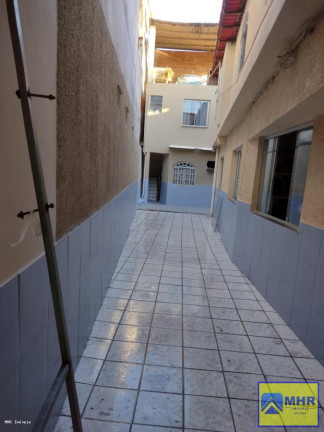 Imagem Casa com 6 Quartos à Venda, 280 m² em Maria Ortiz - Vitória Imagem Casa com 6 Quartos à Venda, 280 m² em Maria Ortiz - Vitória