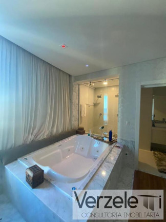 Imagem Apartamento com 4 Quartos à Venda, 280 m² em Centro - Balneário Camboriú