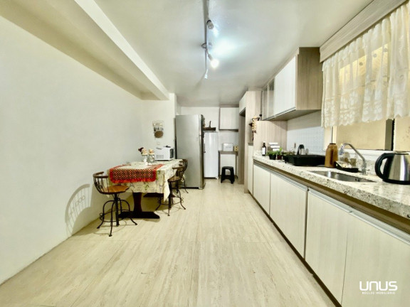 Imagem Casa com 3 Quartos à Venda, 330 m² em Areias - São José