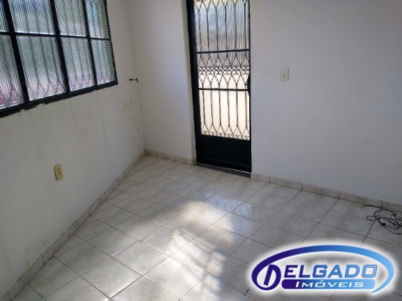 Imagem Casa com 2 Quartos para Alugar, 70 m² em Ampliação - Itaboraí