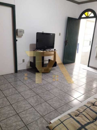 Imagem Imóvel com 2 Quartos à Venda, 184 m² em Jardim Atlântico - Florianópolis Imagem Imóvel com 2 Quartos à Venda, 184 m² em Jardim Atlântico - Florianópolis