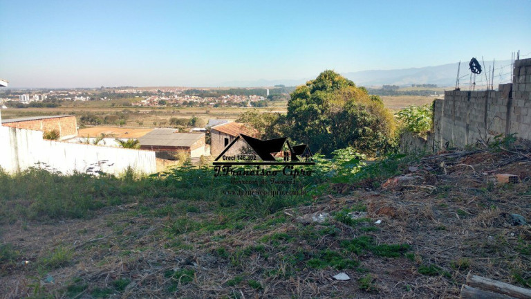 Terreno à Venda, 410 m² em São Dimas - Guaratinguetá