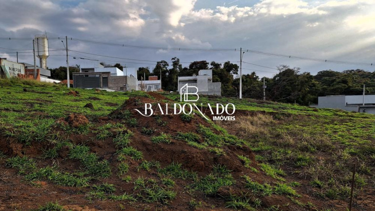 Imagem Terreno à Venda, 200 m² em Centro - Extrema Imagem Terreno à Venda, 200 m² em Centro - Extrema