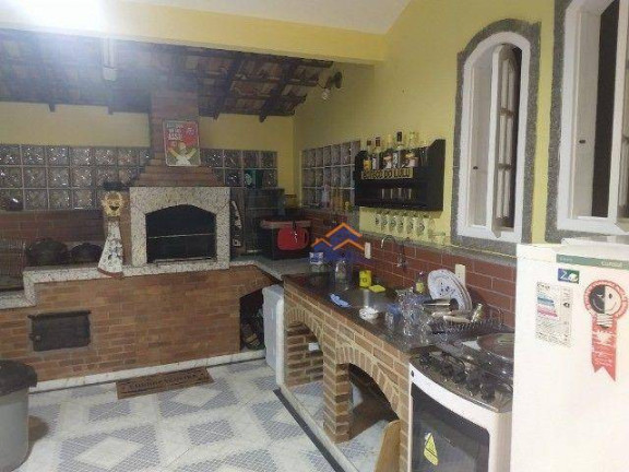 Imagem Casa com 4 Quartos à Venda, 300 m² em Vila Da Petrobrás - Angra Dos Reis Imagem Casa com 4 Quartos à Venda, 300 m² em Vila Da Petrobrás - Angra Dos Reis