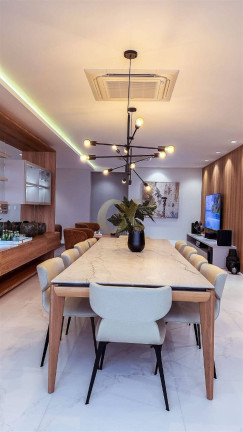 Imagem Apartamento com 4 Quartos à Venda, 280 m² em América - Joinville