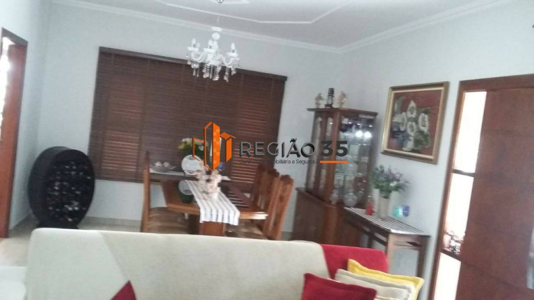 Imagem Casa com 3 Quartos à Venda, 276 m² em Jardim Carolina - Poços De Caldas Imagem Casa com 3 Quartos à Venda, 276 m² em Jardim Carolina - Poços De Caldas