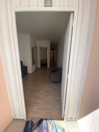 Imagem Casa com 2 Quartos à Venda, 106 m² Imagem Casa com 2 Quartos à Venda, 106 m²