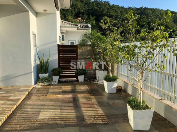 Imagem Casa com 4 Quartos à Venda, 297 m² em Vila Nova - Jaraguá Do Sul Imagem Casa com 4 Quartos à Venda, 297 m² em Vila Nova - Jaraguá Do Sul