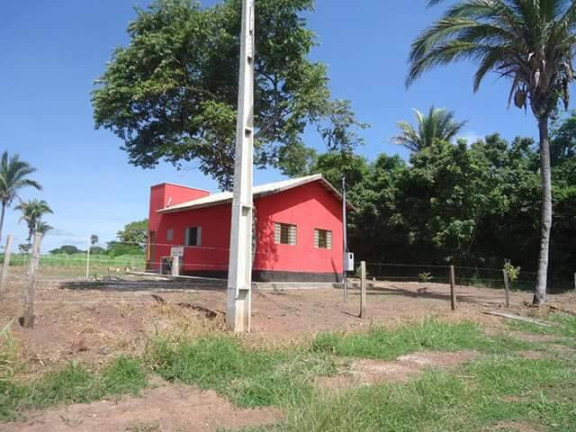 Imagem Casa com 2 Quartos à Venda, 1.200 m² em Acorizal Imagem Casa com 2 Quartos à Venda, 1.200 m² em Acorizal