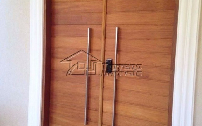 Imagem Imóvel com 5 Quartos à Venda, 1.750 m² em Piracangaguá - Taubaté Imagem Imóvel com 5 Quartos à Venda, 1.750 m² em Piracangaguá - Taubaté