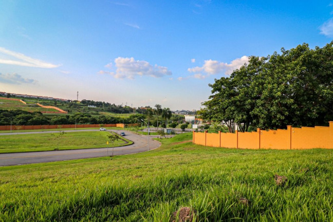 Terreno em Condomínio à Venda, 573 m² em Vila Maringá - Jundiaí