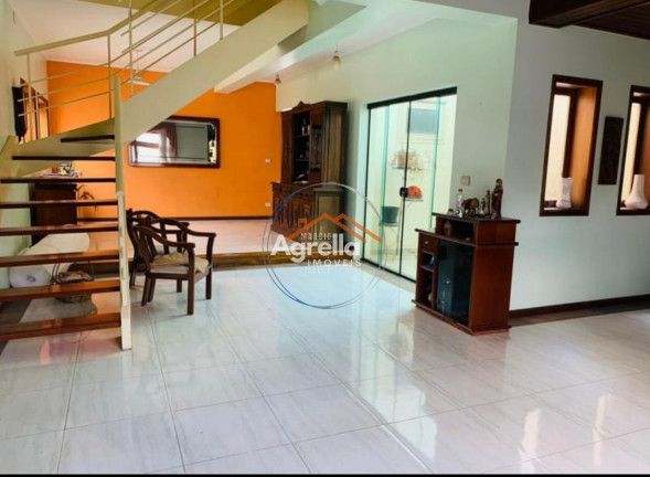 Imagem Casa com 3 Quartos à Venda, 300 m² em Jardim Brasília - Mogi Mirim Imagem Casa com 3 Quartos à Venda, 300 m² em Jardim Brasília - Mogi Mirim