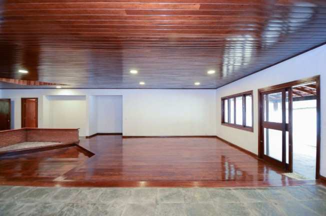 Imagem Imóvel com 5 Quartos à Venda, em Jardim Santa Paula - Cotia Imagem Imóvel com 5 Quartos à Venda, em Jardim Santa Paula - Cotia