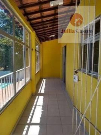 Imagem Casa com 3 Quartos à Venda, 225 m² Imagem Casa com 3 Quartos à Venda, 225 m²
