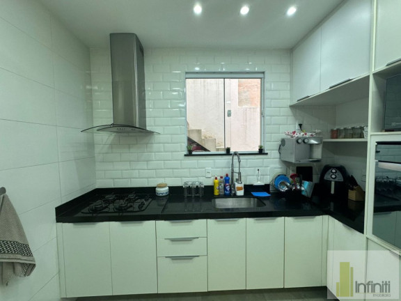 Imagem Casa com 2 Quartos à Venda, 210 m² em Taquara - Rio De Janeiro Imagem Casa com 2 Quartos à Venda, 210 m² em Taquara - Rio De Janeiro