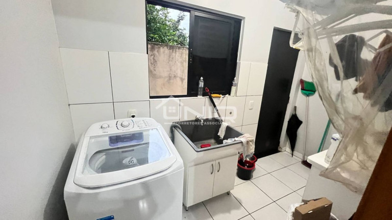 Imagem Casa com 3 Quartos à Venda, 150 m² em Cadorin - Pato Branco Imagem Casa com 3 Quartos à Venda, 150 m² em Cadorin - Pato Branco