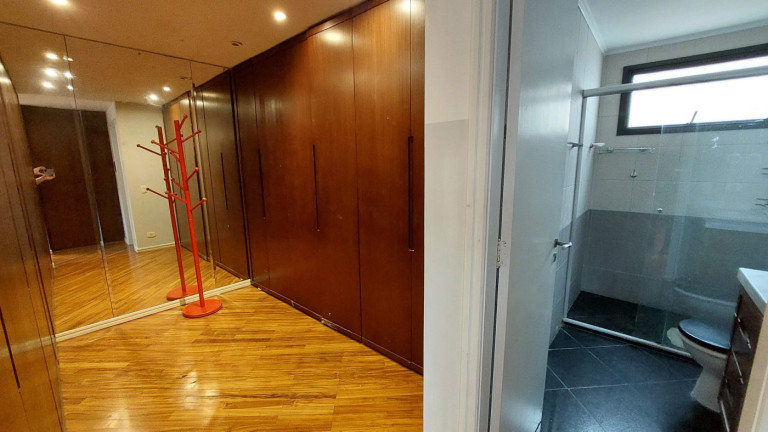 Imagem Cobertura com 2 Quartos à Venda, 147 m² em Cabral - Curitiba Imagem Cobertura com 2 Quartos à Venda, 147 m² em Cabral - Curitiba