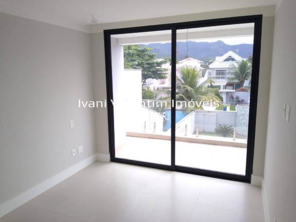 Imagem Casa de Condomínio com 5 Quartos à Venda, 340 m² em Barra Da Tijuca - Rio De Janeiro