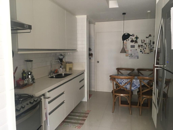 Imagem Apartamento com 4 Quartos à Venda, 240 m² em Moema - São Paulo