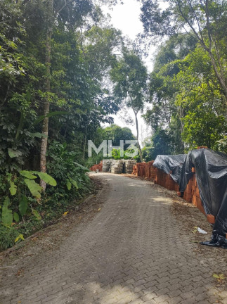 Imagem Imóvel com 3 Quartos à Venda, 143 m² em Centro - Ubatuba Imagem Imóvel com 3 Quartos à Venda, 143 m² em Centro - Ubatuba