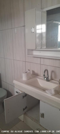 Imagem Casa com 3 Quartos à Venda, 139 m² em Vila São Carlos - Taubaté Imagem Casa com 3 Quartos à Venda, 139 m² em Vila São Carlos - Taubaté