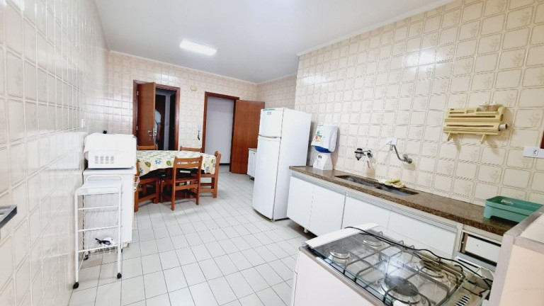 Imagem Apartamento com 3 Quartos à Venda, 140 m² em Pitangueiras - Guarujá Imagem Apartamento com 3 Quartos à Venda, 140 m² em Pitangueiras - Guarujá
