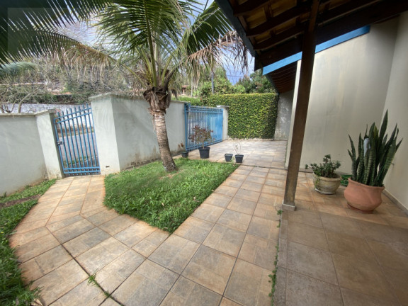 Imagem Casa com 4 Quartos à Venda, 300 m² Imagem Casa com 4 Quartos à Venda, 300 m²