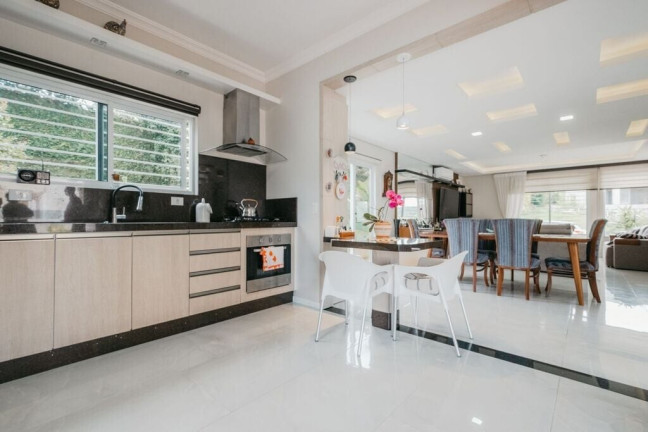 Imagem Casa de Condomínio com 4 Quartos à Venda, 253 m² em Ingleses - Florianópolis Imagem Casa de Condomínio com 4 Quartos à Venda, 253 m² em Ingleses - Florianópolis